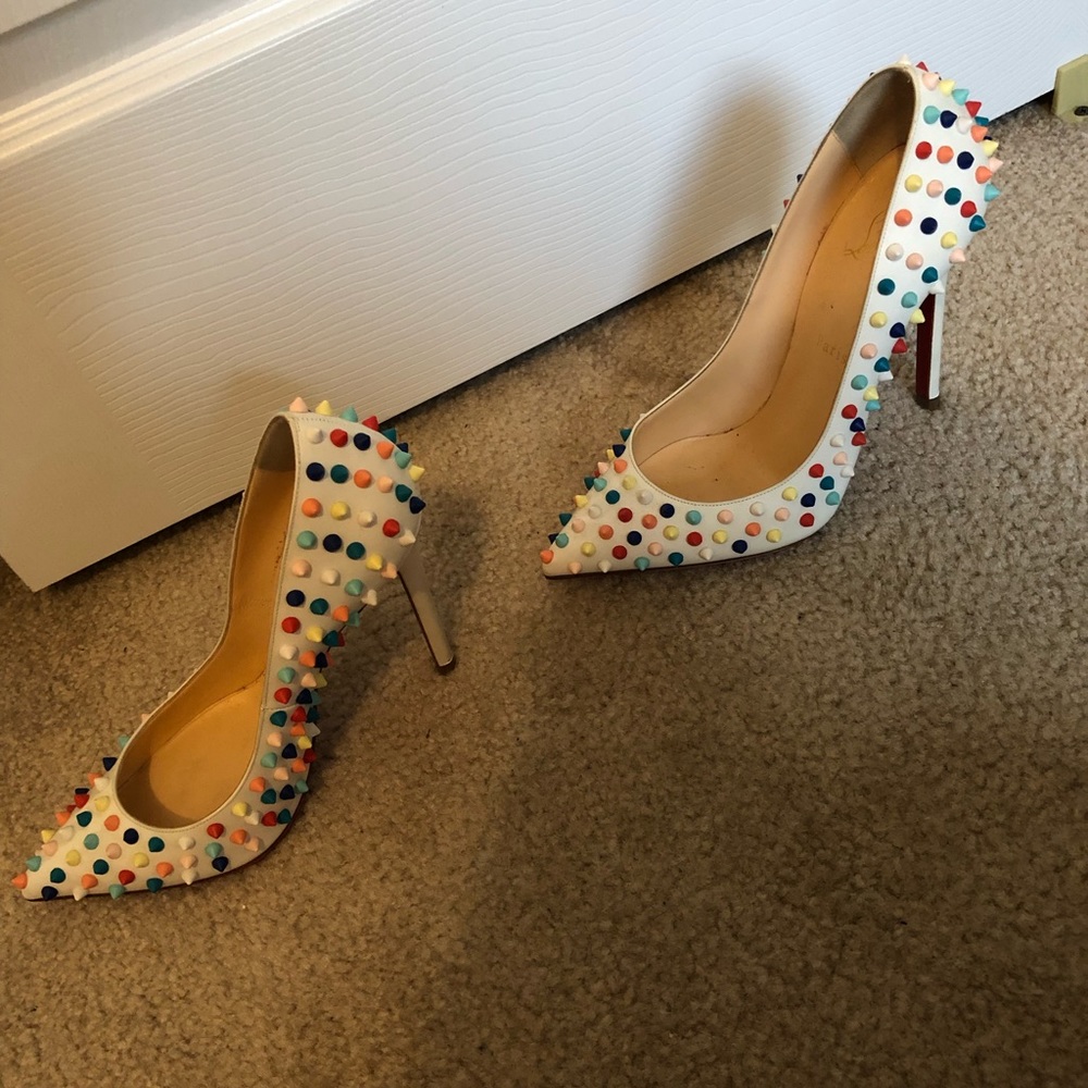 Christian Loubition heels - Picture 4 of 8